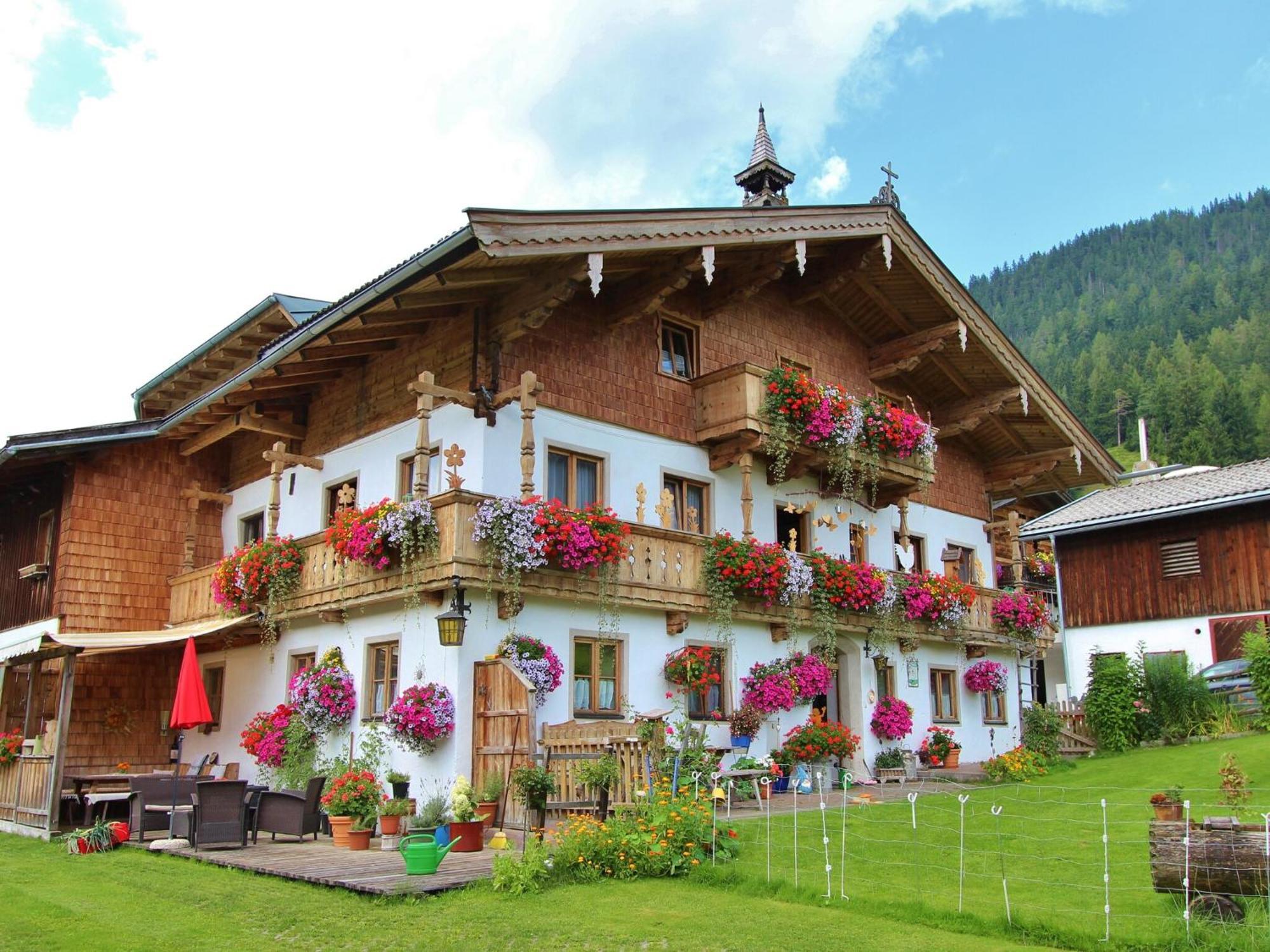Cozy Feel Good Holiday Apartment In Leogang Exterior foto